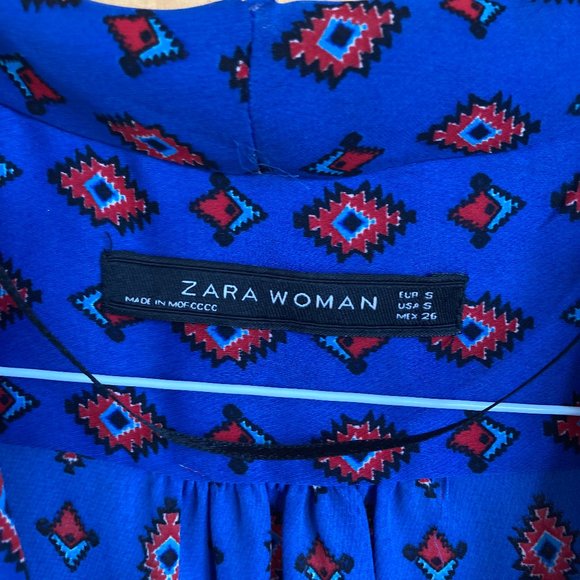 Cute blue patterned Zara top, size small - Picture 3 of 3